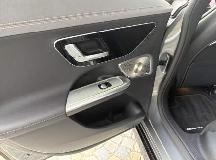 Mercedes-Benz - EQE