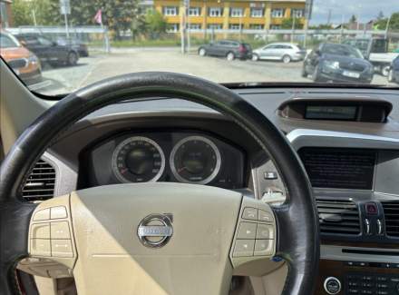Volvo - XC60
