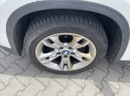 BMW - X1