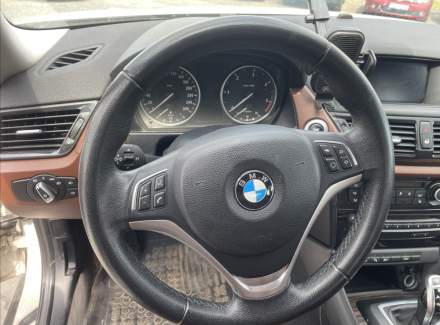 BMW - X1