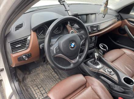 BMW - X1