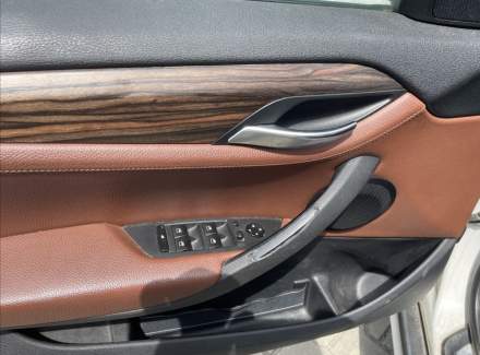 BMW - X1