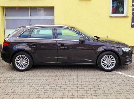 Audi - A3