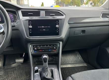 Volkswagen - Tiguan