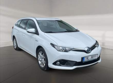 Toyota - Auris