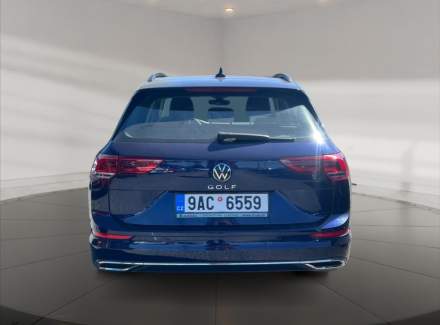 Volkswagen - Golf