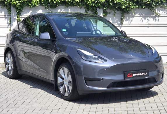 Tesla - Model Y