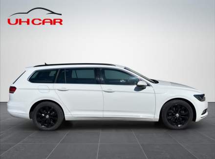 Volkswagen - Passat
