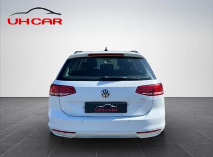 Volkswagen - Passat
