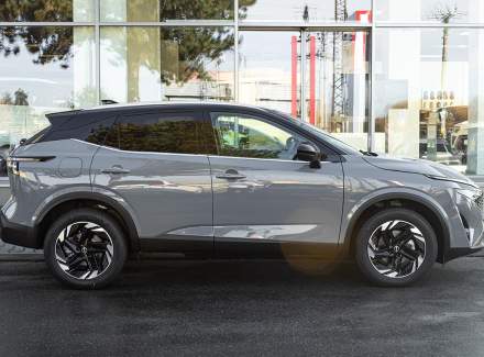 Nissan - Qashqai