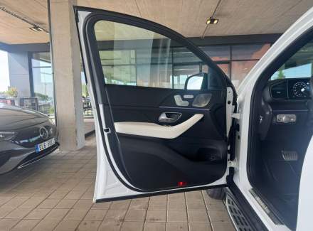 Mercedes-Benz - GLE