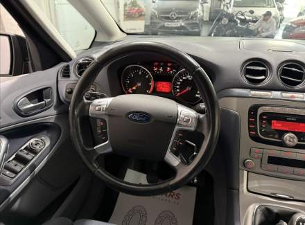 Ford - S-MAX