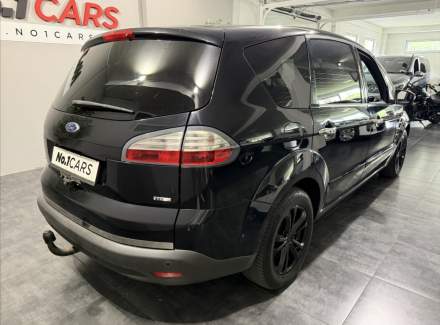 Ford - S-MAX