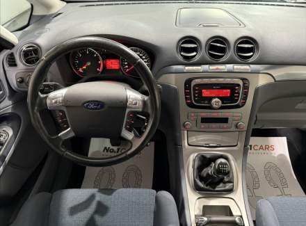 Ford - S-MAX