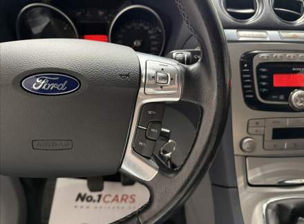 Ford - S-MAX