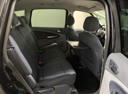 Ford - S-MAX