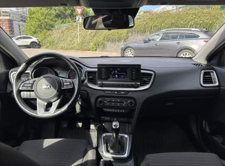 Kia - Cee'd