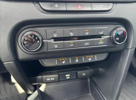 Kia - Cee'd