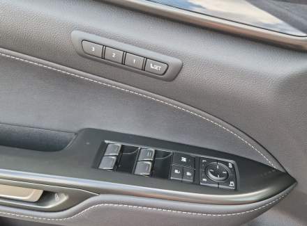 Lexus - NX