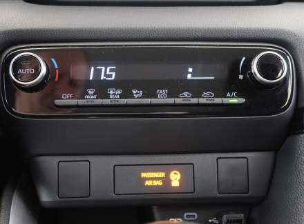 Toyota - Yaris