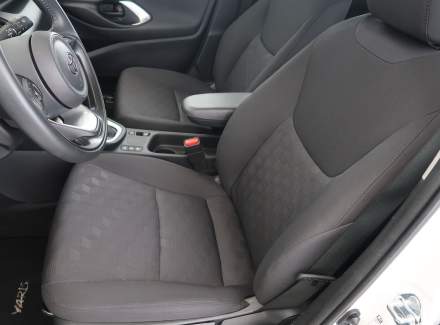 Toyota - Yaris