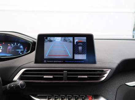 Peugeot - 3008