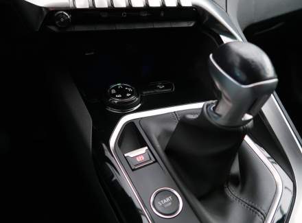 Peugeot - 3008
