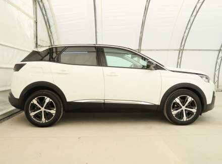Peugeot - 3008