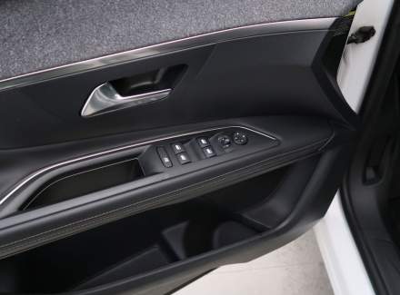 Peugeot - 3008