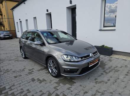 Volkswagen - Golf