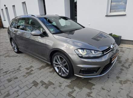 Volkswagen - Golf