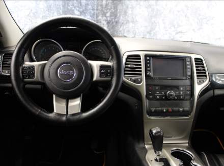 Jeep - Grand Cherokee