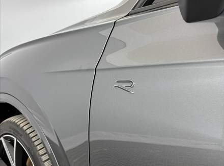 Volkswagen - Touareg