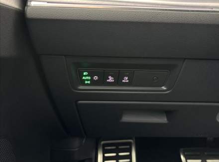 Volkswagen - Touareg