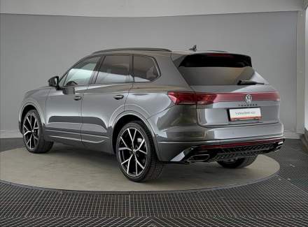 Volkswagen - Touareg