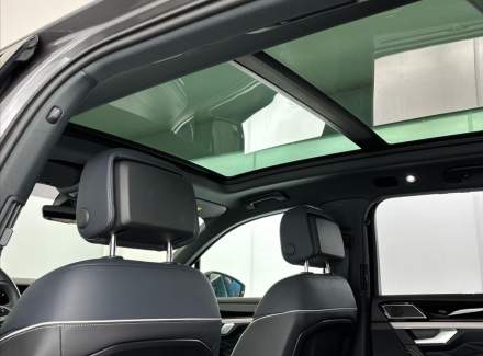 Volkswagen - Touareg