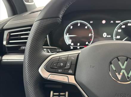 Volkswagen - Touareg