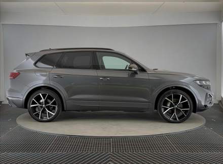 Volkswagen - Touareg