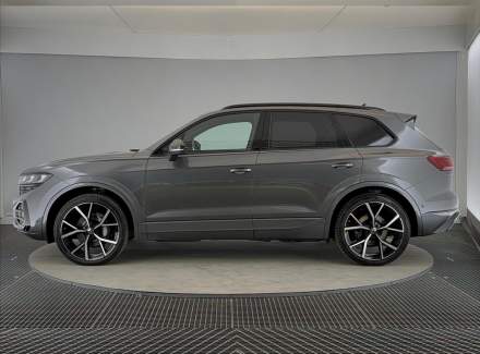 Volkswagen - Touareg
