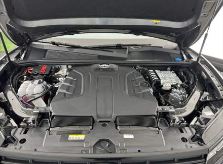 Volkswagen - Touareg