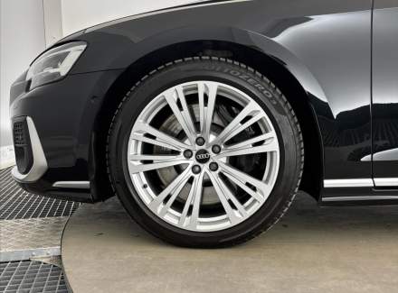 Audi - S8