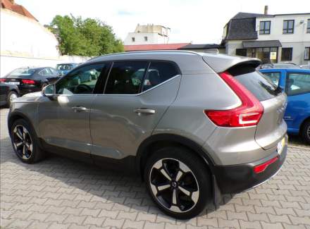 Volvo - XC40