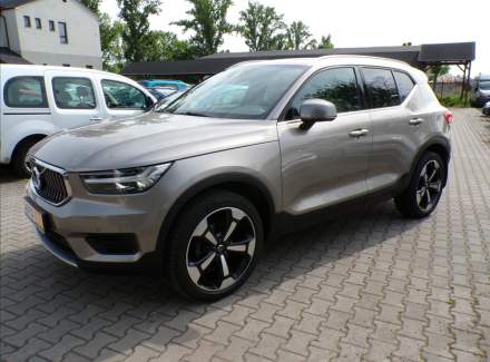 Volvo - XC40