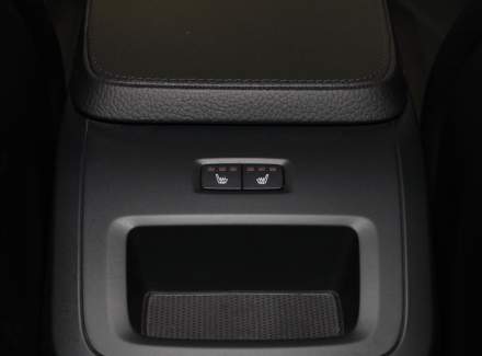 Volvo - V90
