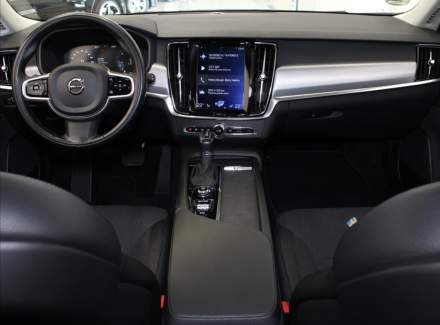 Volvo - V90