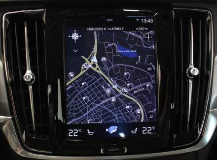 Volvo - V90
