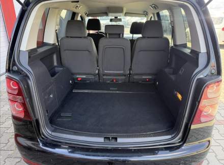 Volkswagen - Touran