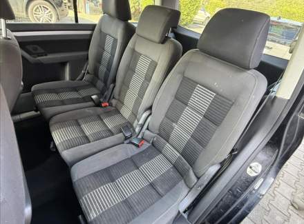Volkswagen - Touran