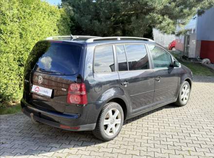 Volkswagen - Touran