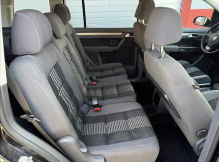 Volkswagen - Touran